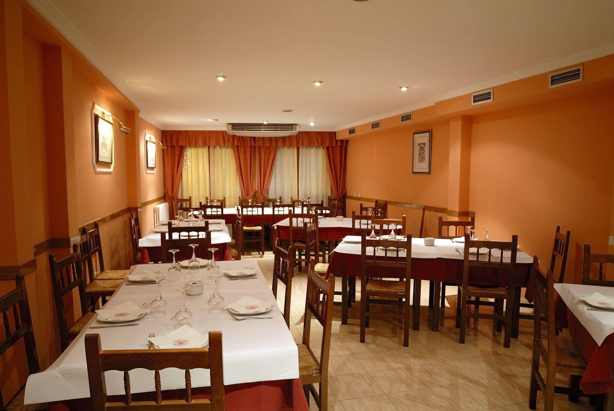 Hostal Alcazaba Teruel Eksteriør billede